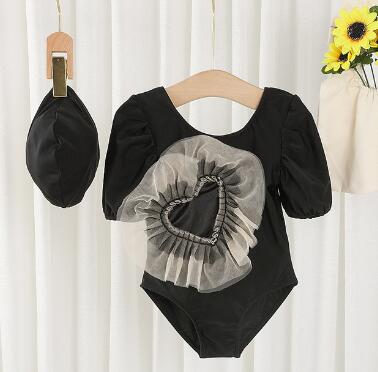 2023年新作★キッズ用アパレル　水着★帽子付き★90-140