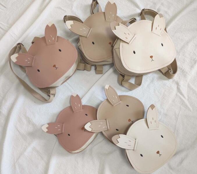 新登場★可愛い子供バッグ　ショルダーバッグ&リュック★3色