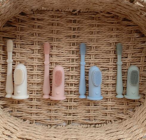 新作★育児用品★安全環保★歯かため　歯ブラシ