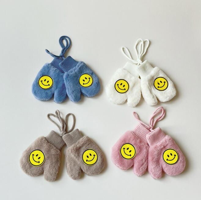 「2023秋冬」★手袋★子供用手袋★男女兼用★防寒★キッズ★暖かい★笑顔★6色