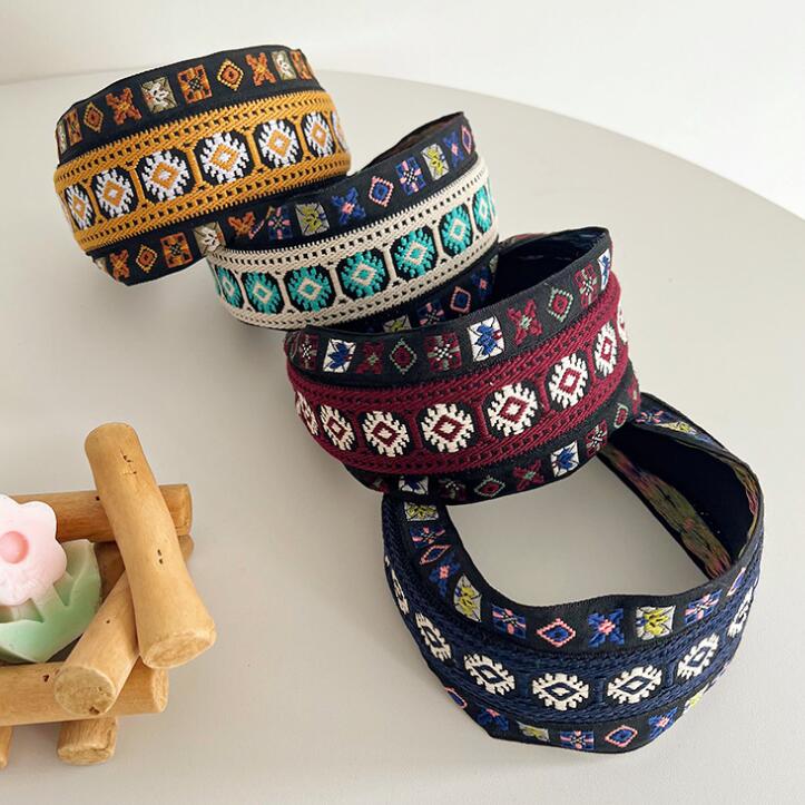 髪飾り★まとめ髪用★ヘアアクセサリー★レディース★カチューシャ★4色