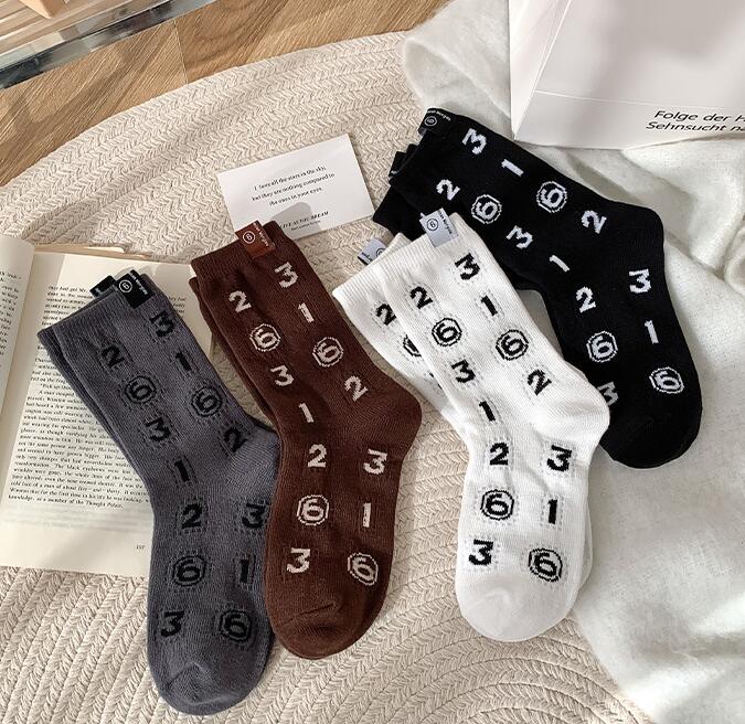 2024★春秋新作★ソックス★レディース靴下★4色