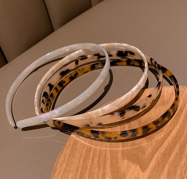 2024新品★髪飾り　カチューシャ★アクセサリー　4色選べ★