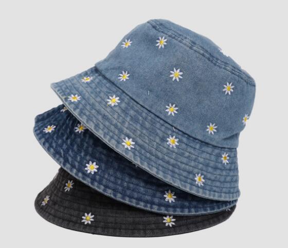 2024年新品★大人用★帽子　刺繍ハット★3色選べ