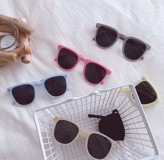 メガネ★子供用★サングラス★キッズ★男女兼用★折り畳み可能★撮影道具★6色