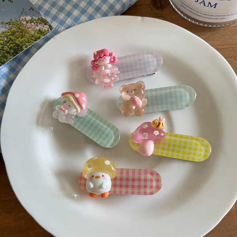 雑貨★髪飾り　ヘアビン★アクセサリー★5色