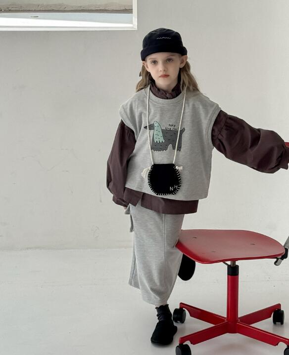 2024秋新作ZL★子供服　ベスト+スカート　セットアップ★100cm〜150cm