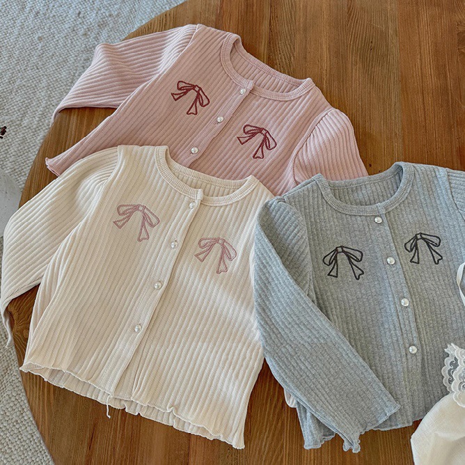2024秋新作★子供服　トップス★90cm〜140cm 3色