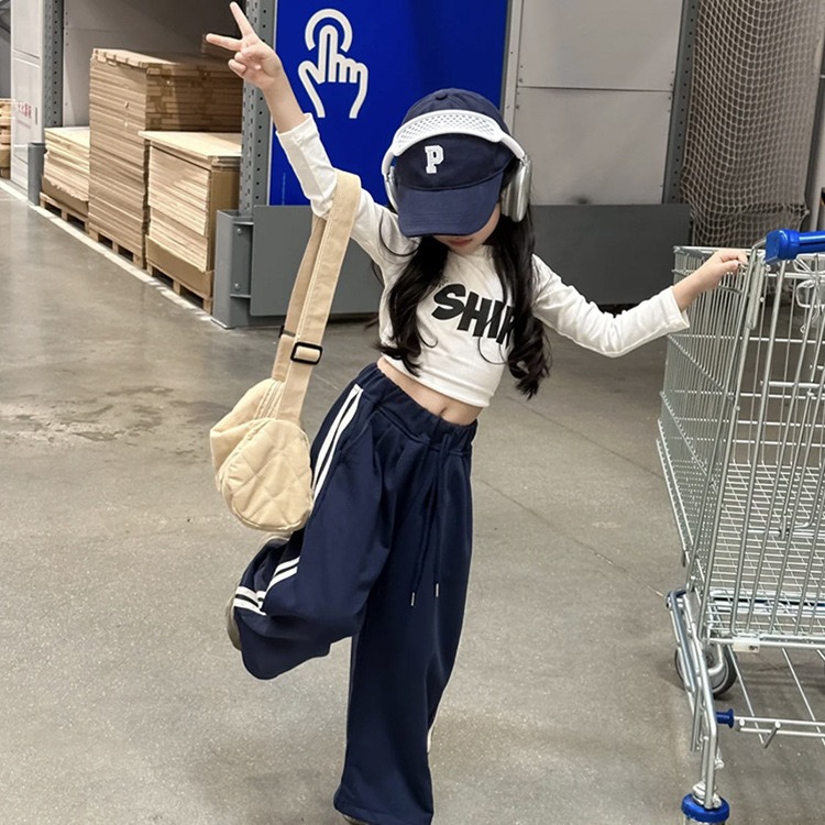 2024新作★子供服　トップス&ズボン分けて★90cm〜140cm