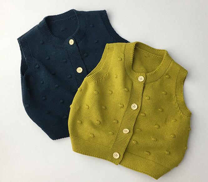 2024秋新品★子供服　ニットベスト★80cm〜130cm 2色