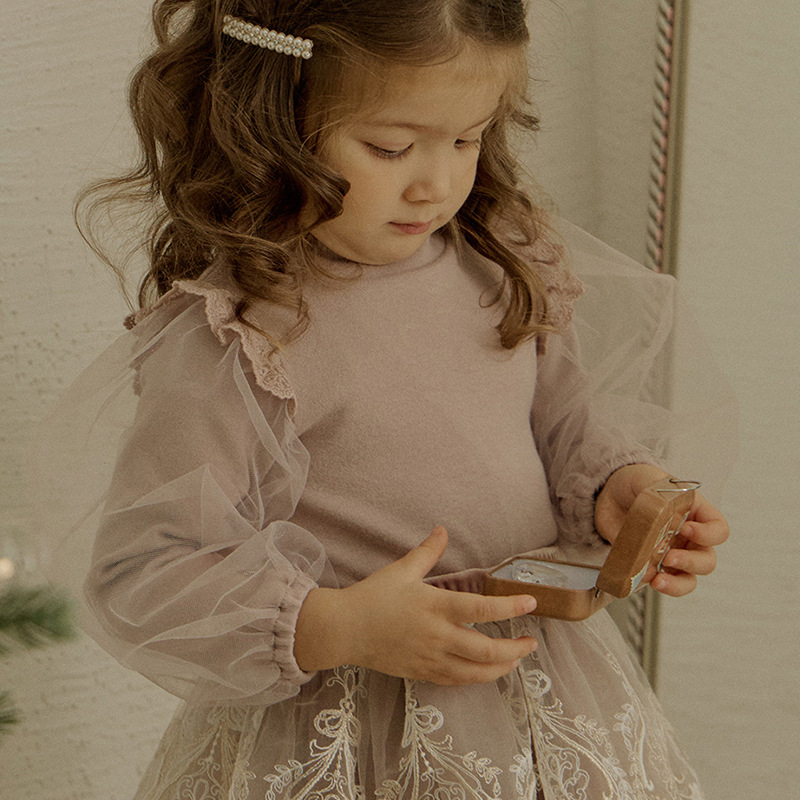 2024秋新作★子供服　トップス★90cm〜150cm 2色