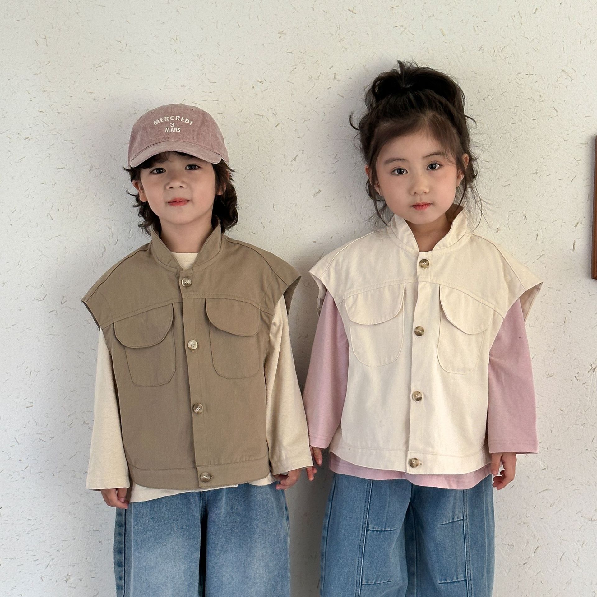 2025春入荷★子供服 　ベストコート★80cm〜150cm 2色