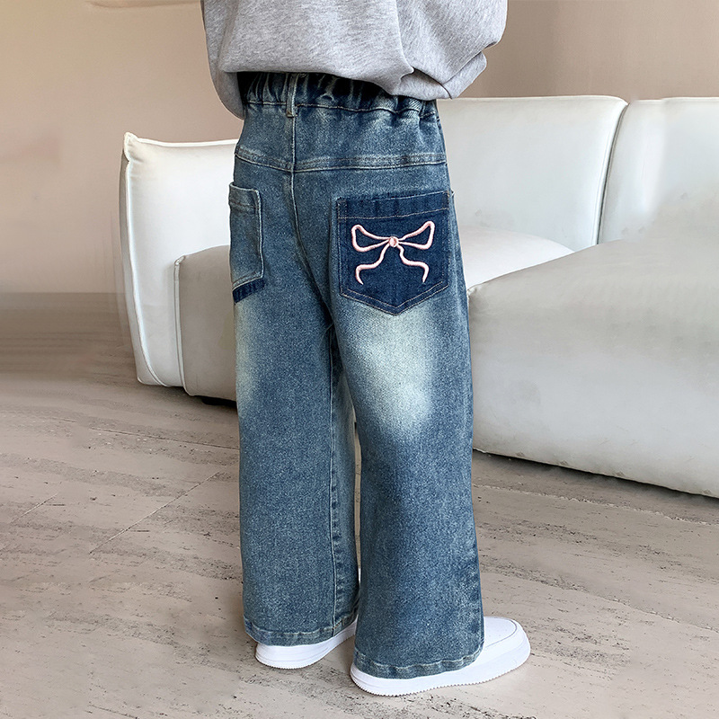 2025春新品★子供服　デニムズボン★90cm〜140cm