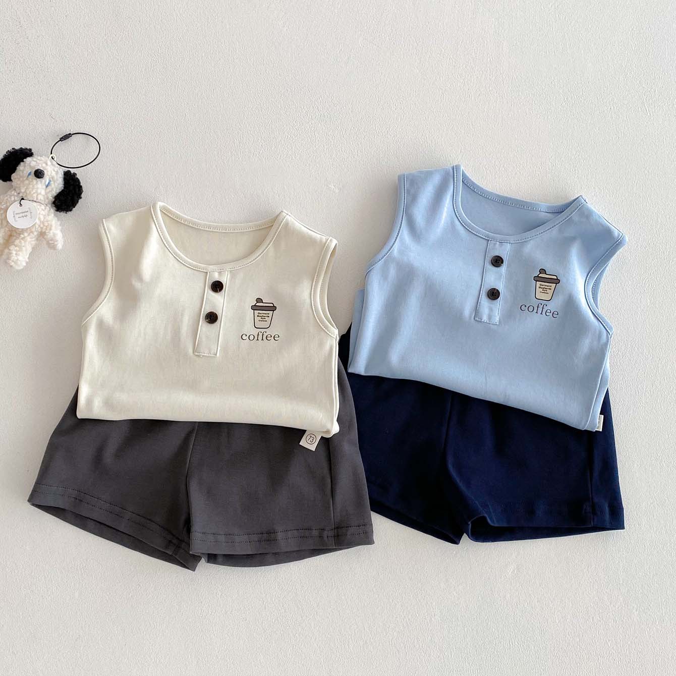 2025新品★子供服　セットアップ★73CM〜100cm 2色