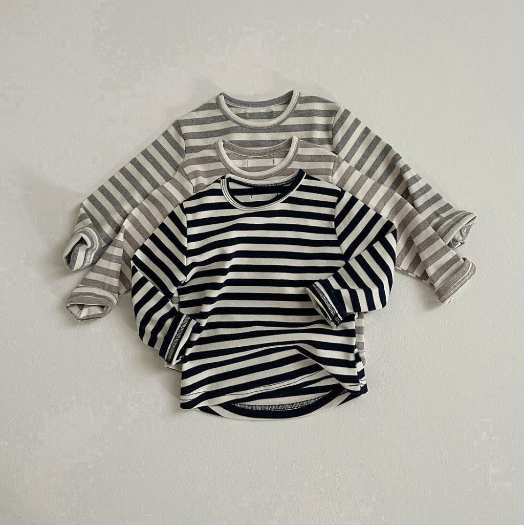 2025新作★子供服　トップス★73CM〜100cm 2色