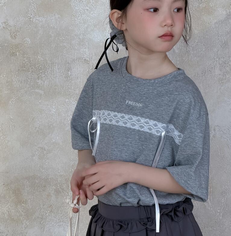 2025新作★子供服　トップス★100cm〜160cm 2色