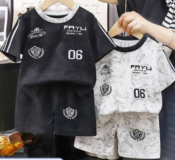 2025新品★子供服　セットアップ★80cm〜160cm 2色