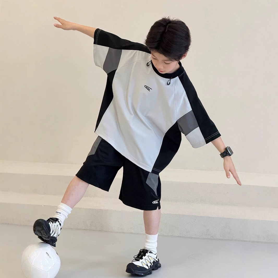 2025新品★子供服　セットアップ★120cm〜170cm