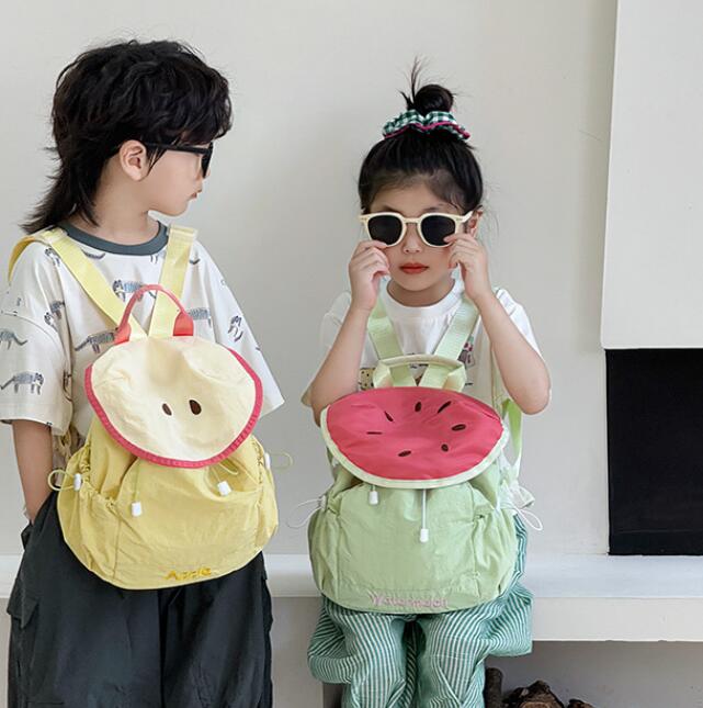 2025新型★子供用バッグ★リュック★4色
