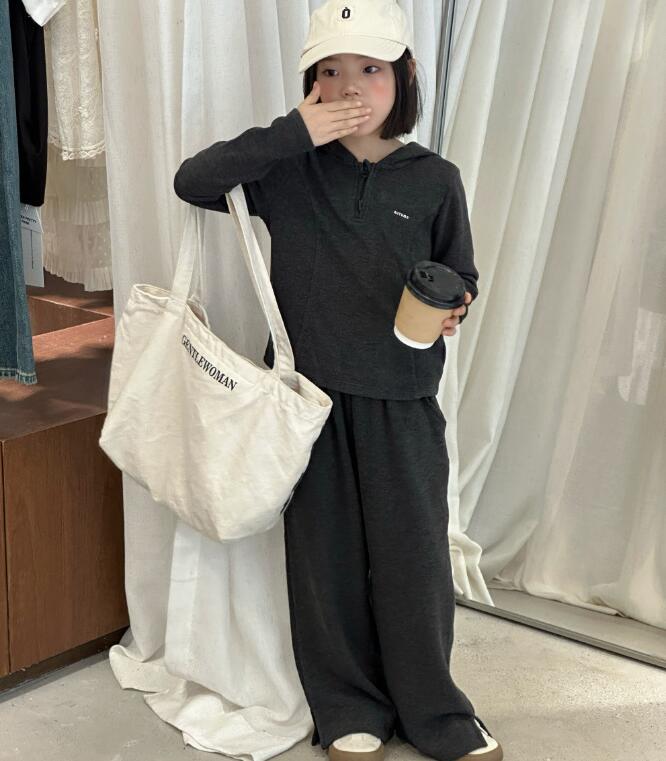 2025秋新品★子供服　セットアップ★100cm〜160cm
