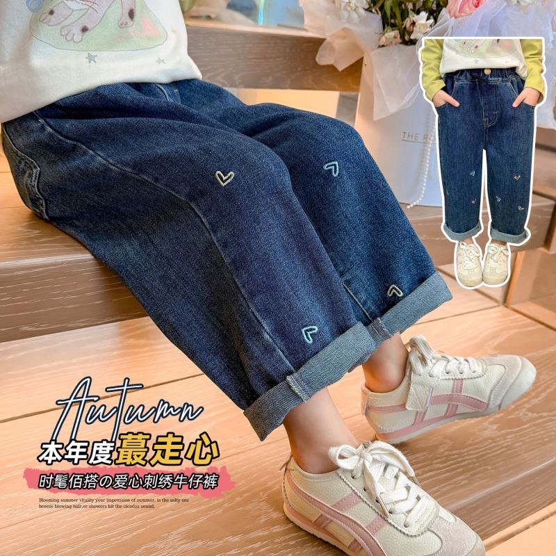 2025c新入荷★子供服　ズボン★90cm〜140cm