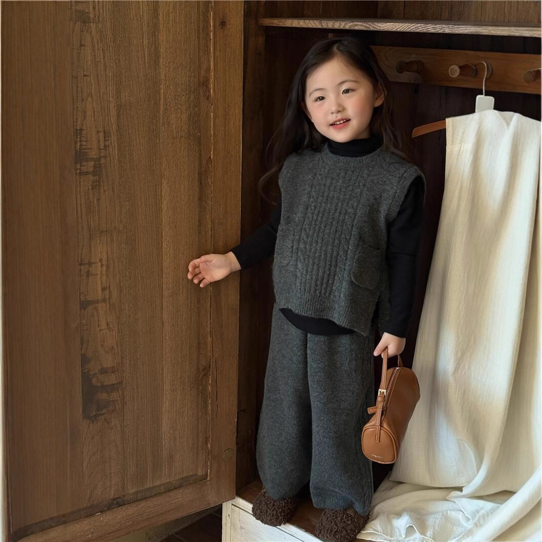 2025秋冬新品TM★子供服　ベスト+ズボン　セットアップ★90cm〜150cm