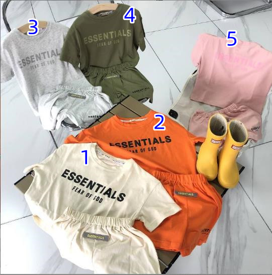 2022夏新品★男女兼用　半袖+ショットパンツ　セットアップ　90-140cm　4色
