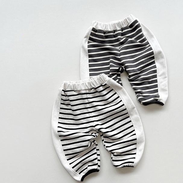 2023春新品★子供服　ボトムス　ズボン　80-130cm★2色