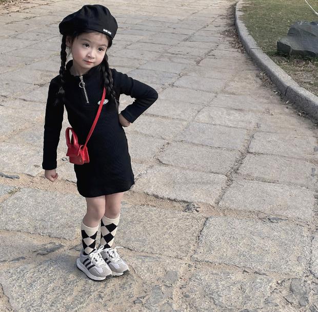 2023春新品★子供服　ワンピース　90-140cm