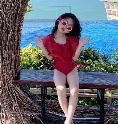 2023年新作★キッズ用アパレル　水着★帽子付き★90-140