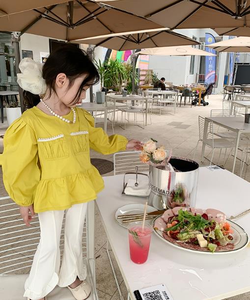 2023春新品★子供服　トップス　シャツ　90-140cm★2色