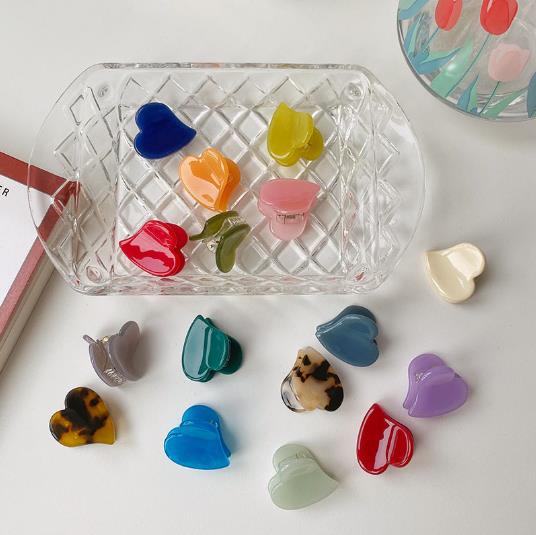 超人気の★ヘアアクセサリー　ヘアクリップ★