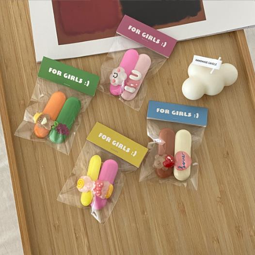 超人気の★ヘアアクセサリー　ヘアクリップ★2p