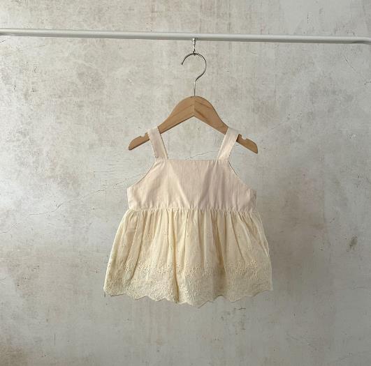 2023夏新品★子供服　吊りワンピース　66-100cm