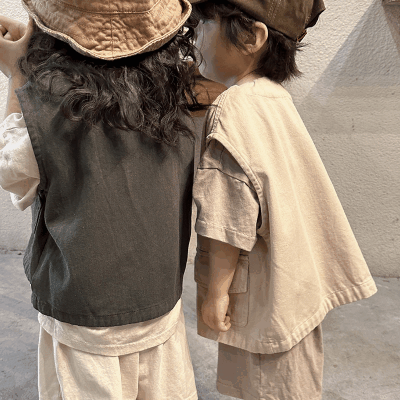 お勧め 春夏新作 男女 オシャレ夏 レトロ チョッキ ベスト 袖なし上着 無地 韓国風子供服 80-150 2色