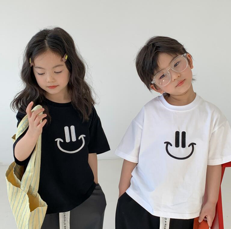 子供服★トップス★Tシャツ★韓国風子供服★キッズ★男女兼用★笑顔★2色★90-140CM