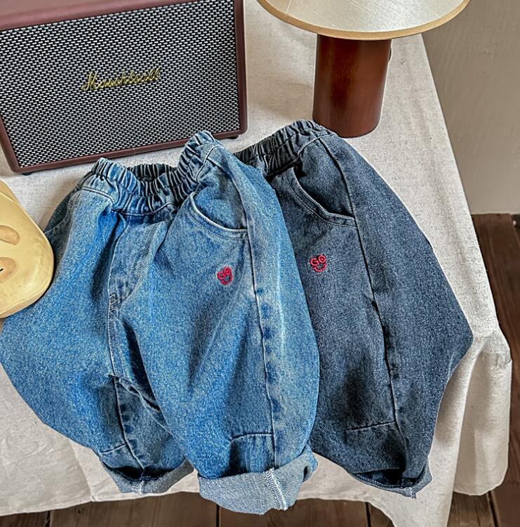 子供服★ズボン★ボトムス★ジーンズ★韓国風子供服★キッズ★男女兼用★デニム★2色★80-130CM