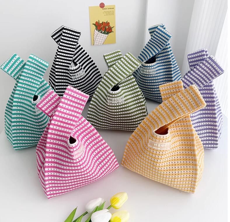 新登場★レディースバッグ　ニット　収納袋★7色