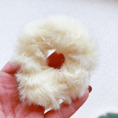 秋冬新作 超人気の髪飾り ガール レディース ヘアゴム リングゴム ボアシュシュ ヘアオーナメント