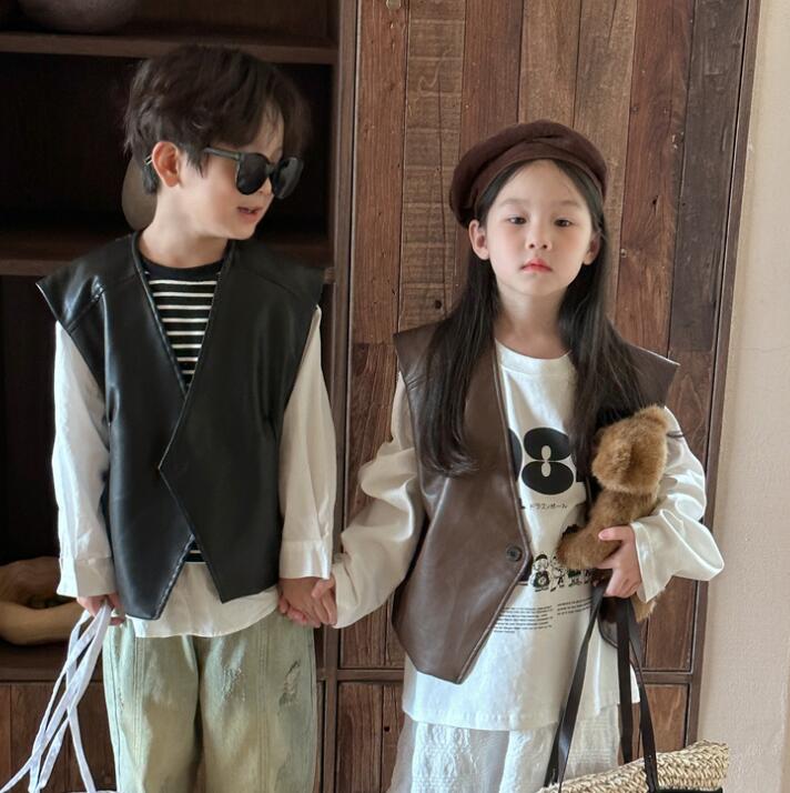 2023秋新品★子供服　PUベストコート★90-140cm★2色
