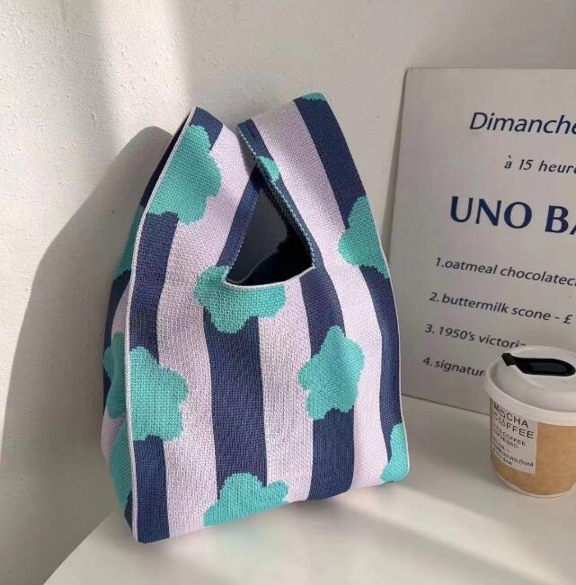 バッグ★レディース★トートバッグ★ハンドバッグ★ニットバッグ★大容量★雲★3色