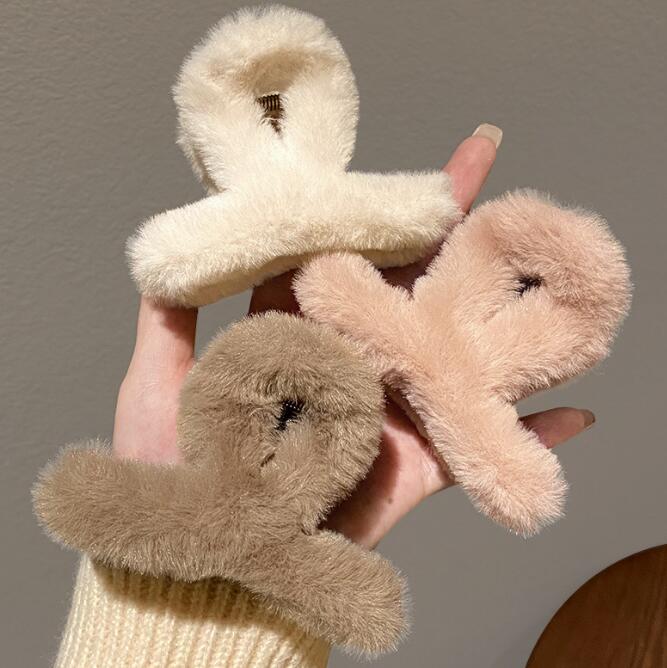 髪飾り★まとめ髪用★ヘアアクセサリー★レディース★ヘアピン★ふわふわ★ヘアクリップ★多色