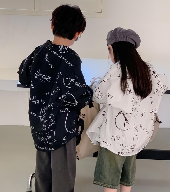 2024年新★子供服　シャツ　トップス★90-150cm★2色