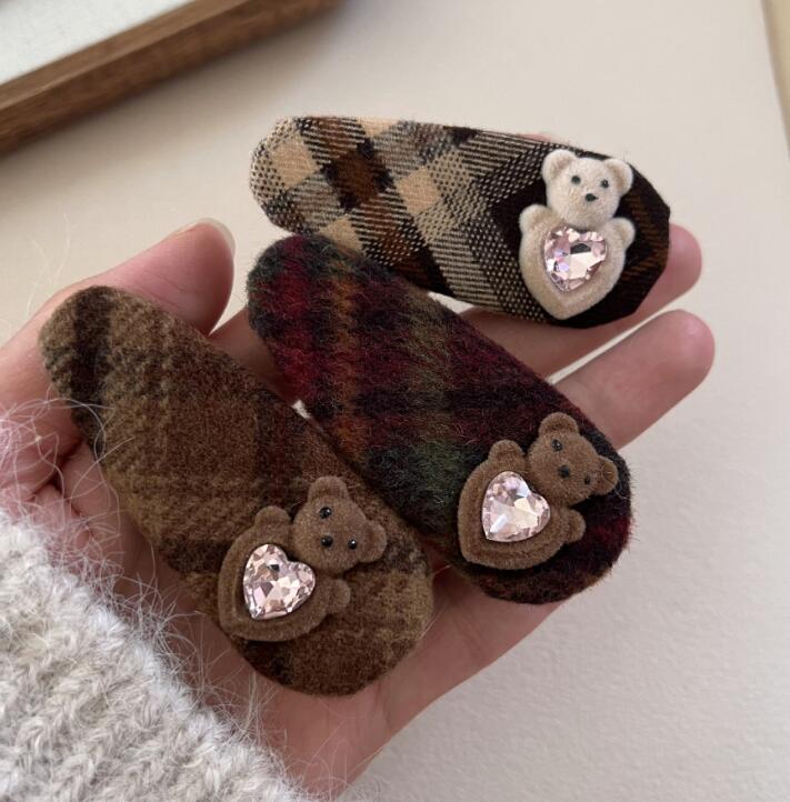 2023新品★髪飾り　ヘアビン★アクセサリー　3色選べ★