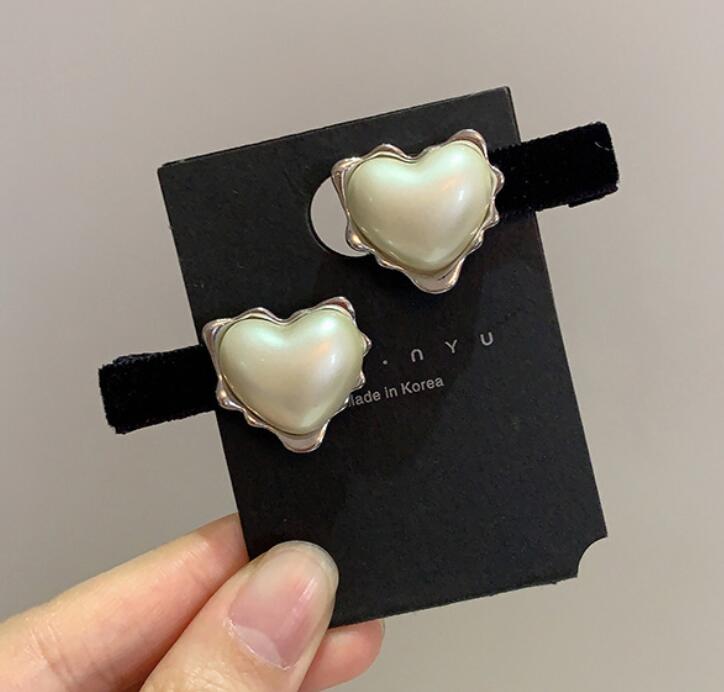 2023新品★髪飾り　ヘアビン★アクセサリー　★1ペア