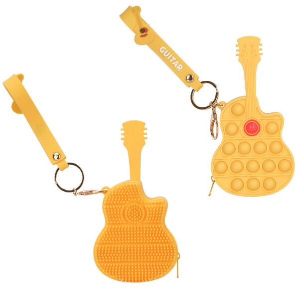 キーホルダー★キーリング★バッグチャーム★ミニバッグ★可愛い★ファション小物★ギター