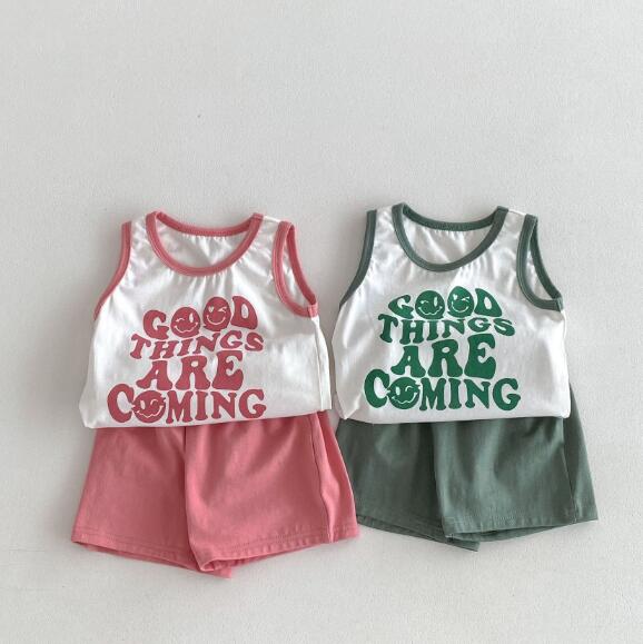 「2024」子供服★トップス+パンツ★セットアップ★袖なし★男女兼用★2色★80-130CM