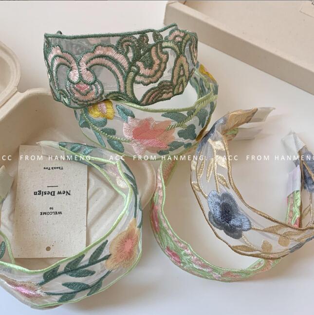 「2024」髪飾り★まとめ髪用★ヘアアクセサリー★刺繍★カチューシャ★4色