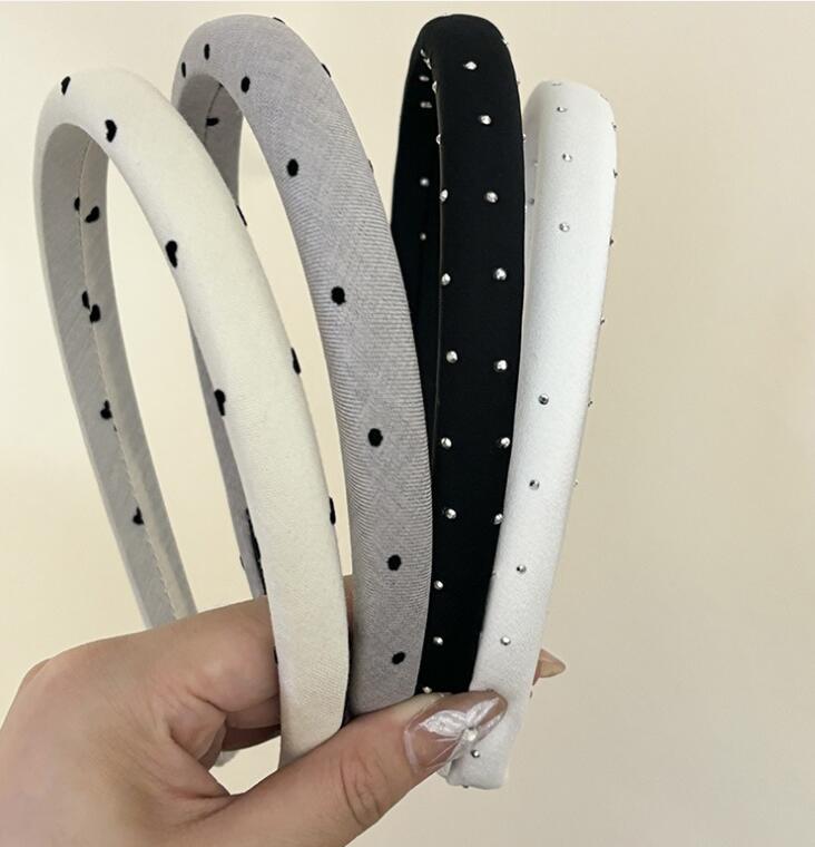 2024新品★髪飾り　カチューシャ★アクセサリー　4種選べ★