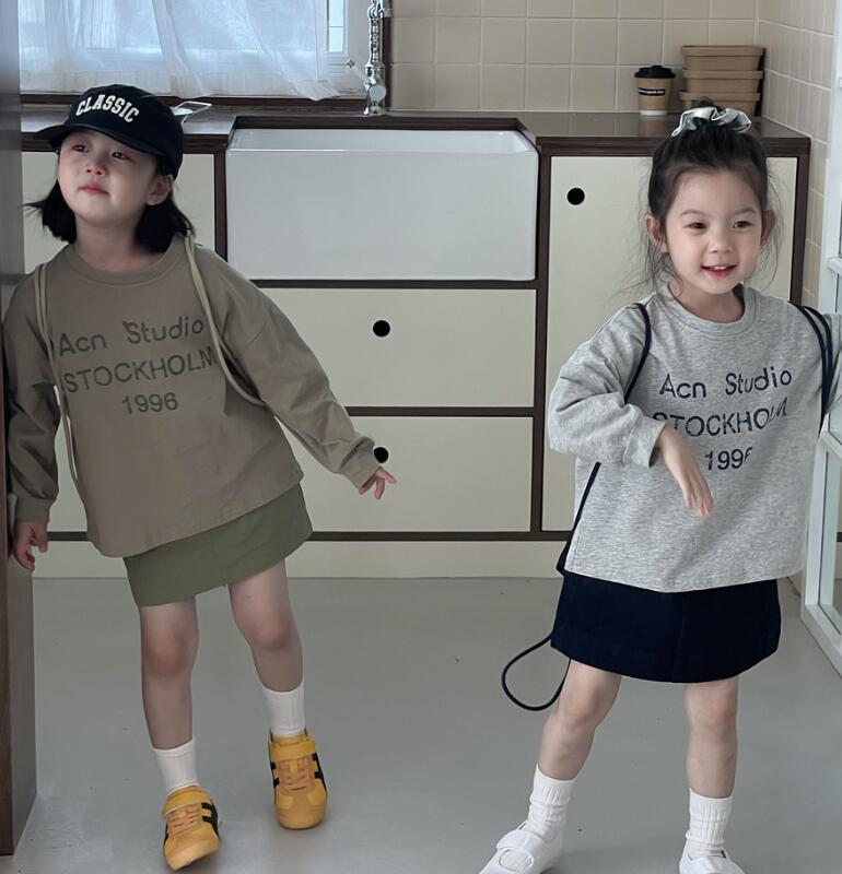 2024秋新品Y★子供服　トップス★90cm〜150cm 2色